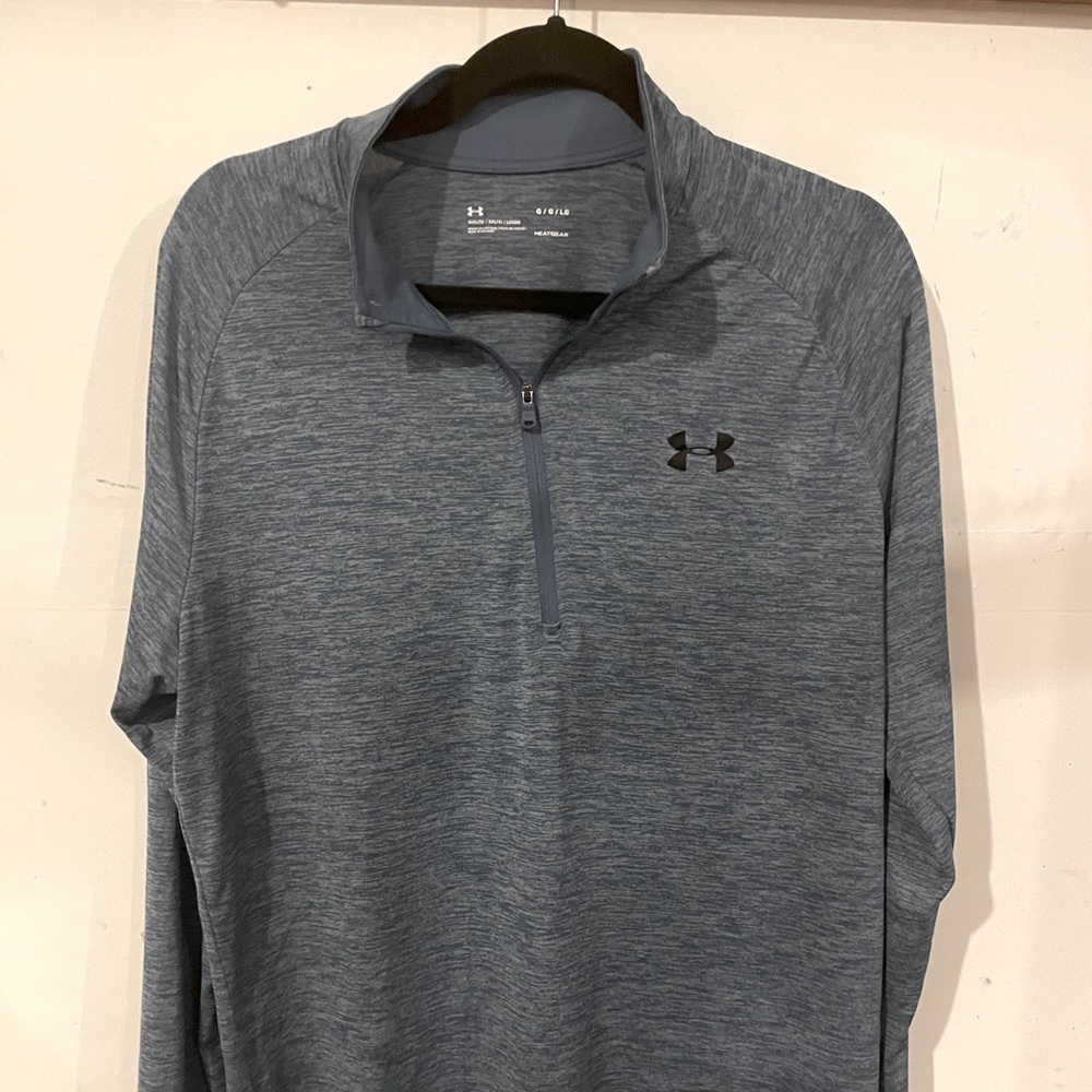 Under Armour 1/4 Zip Drifit long sleeve Large